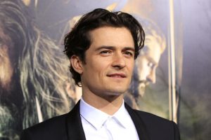 attractive guys with sharp canine teeth orlando bloom